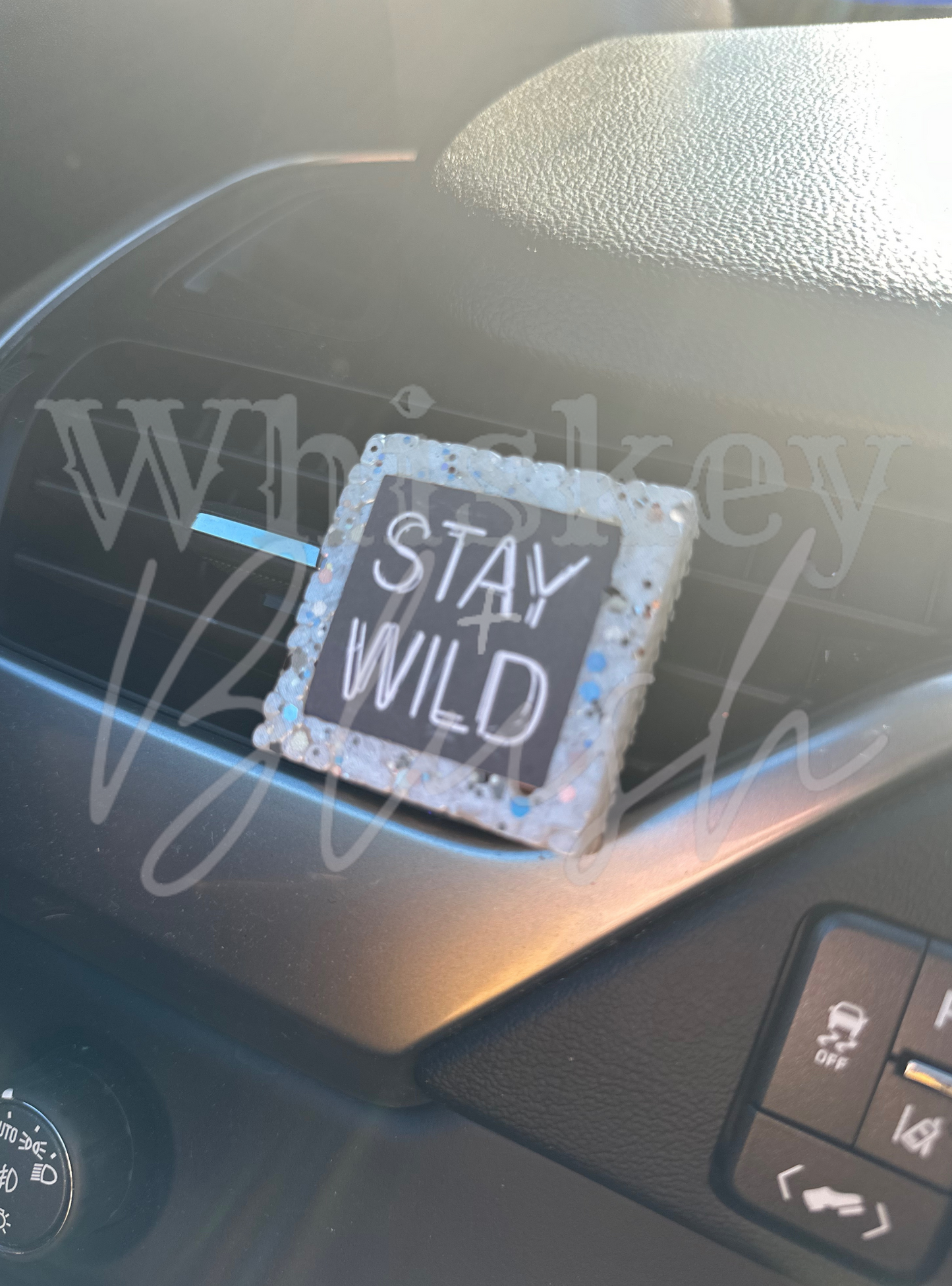 Stay wild vent clips